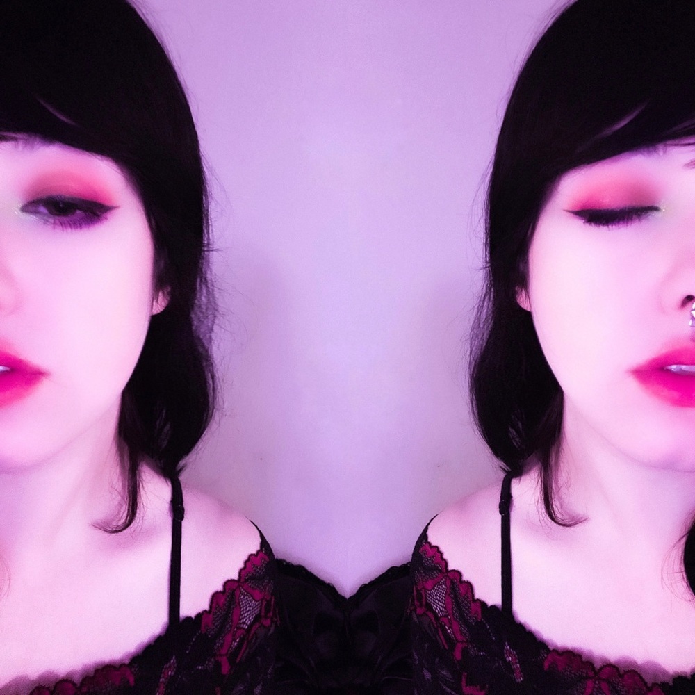 Meet your Posher, Moth